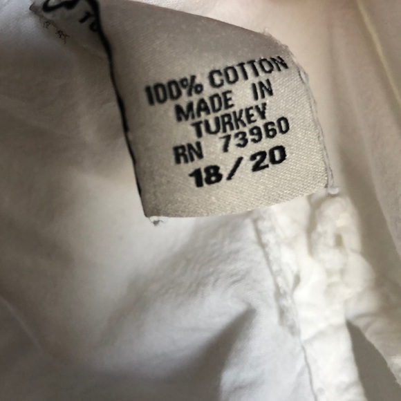 Avenue 100% Cotton Top - Picture 7 of 11